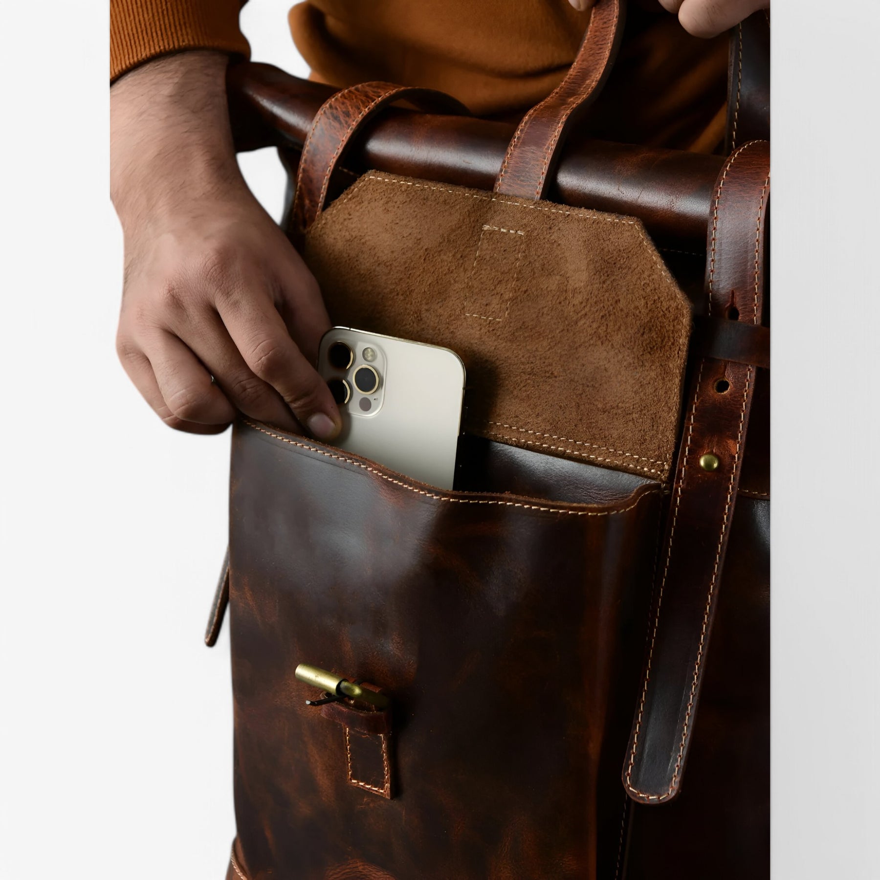 Saddleback | Bruine Roll-Top Rugzak - €25 : Saddleback | Bruine Roll-Top Rugzak in van Pantinoshop