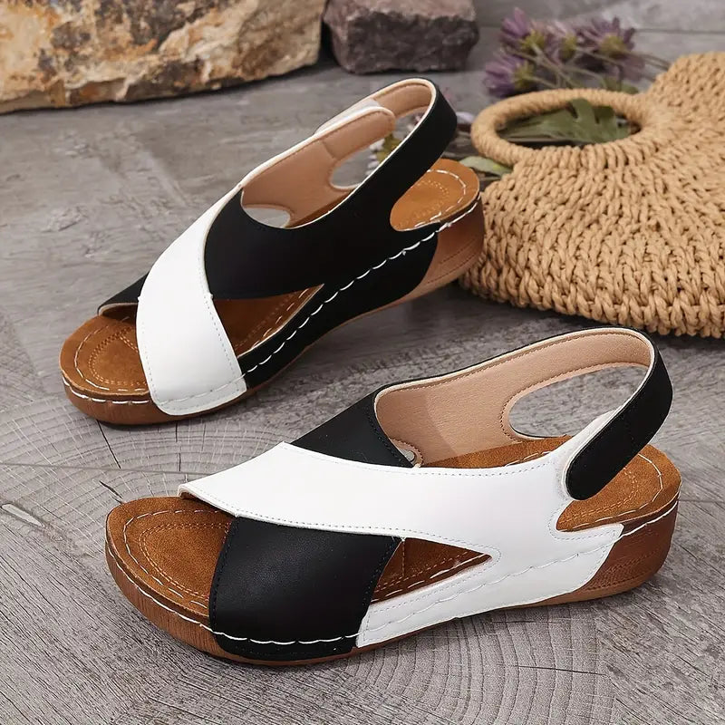 men's fashion : Luna | Minimalistische Scandinavische Sandalen - Perfect voor Dames die van Een Eenvoudig en Modebewust Design Houden in Zwart van Pantino