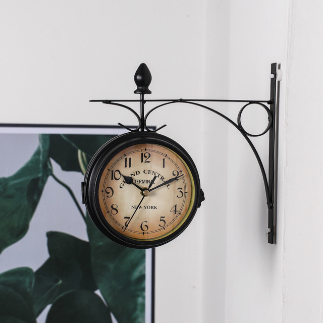 home & garden : EuroElegance Dubbelzijdige Wandklok in van Pantino