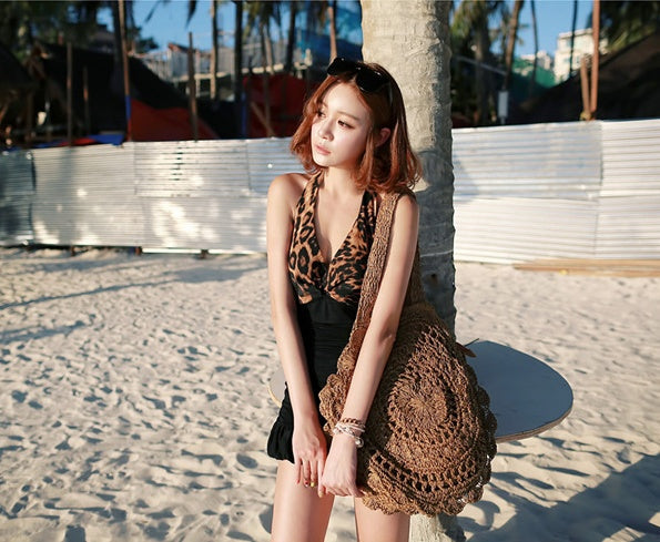 bags : Veala | Vintage rotan tas - SeaSide Chic in van Pantino