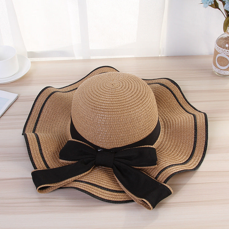 accessories : Veala | Zomerzon Strohoed Zonnescherm Panama in Khaki van Pantino