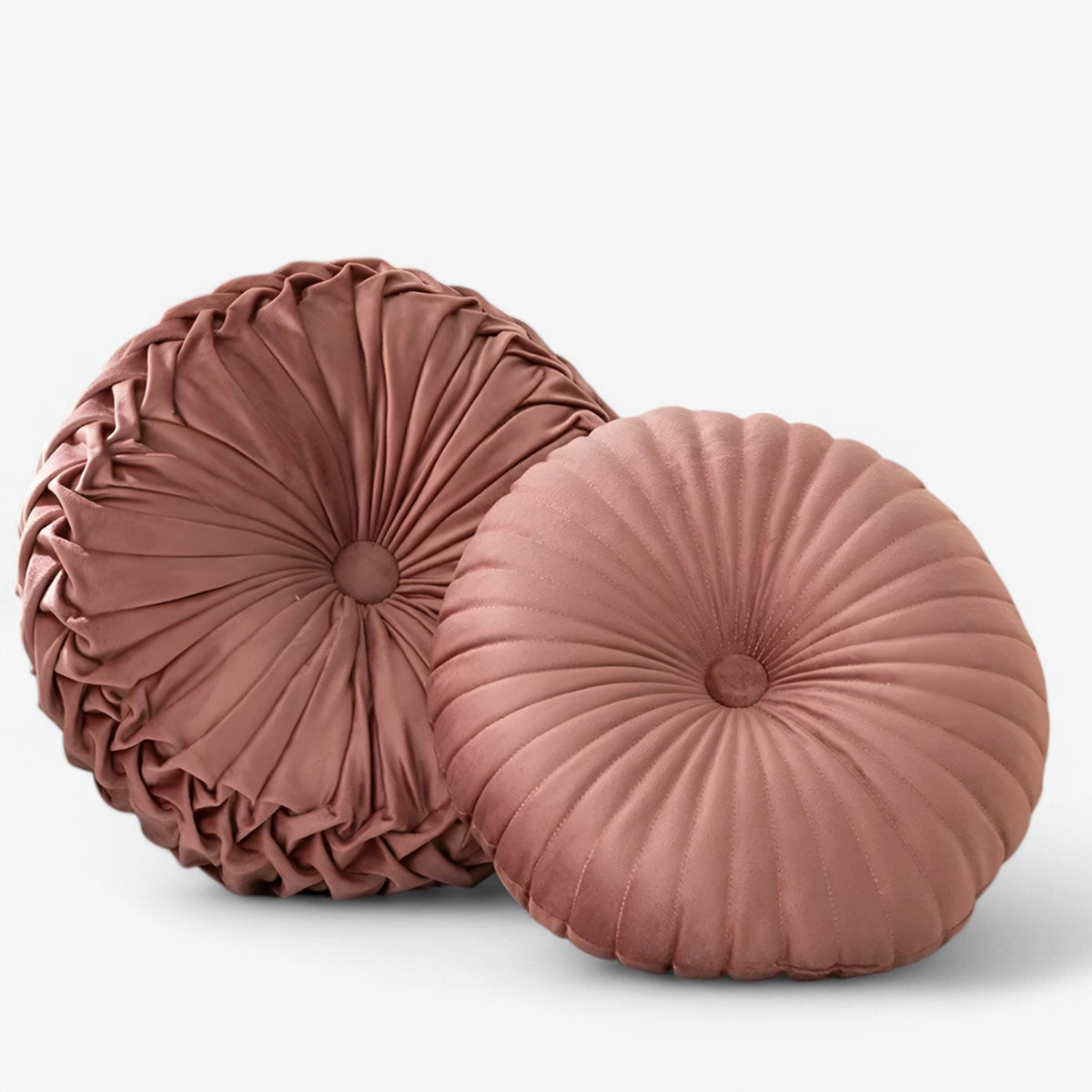 home & garden : Fluffy | Decoratief Kussen in Rosé van Pantinoshop