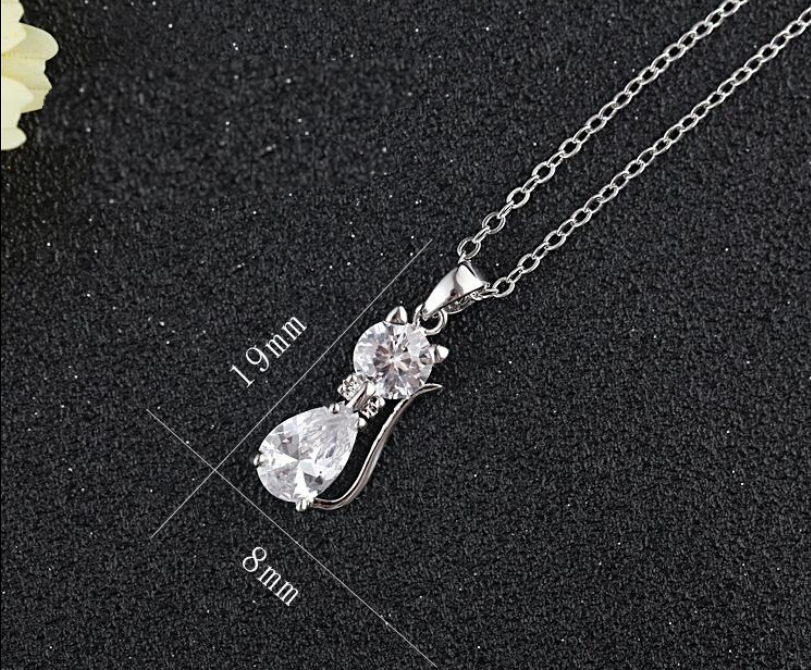 accessories : Kattenbedelketting met elegant ontwerp in van Pantino