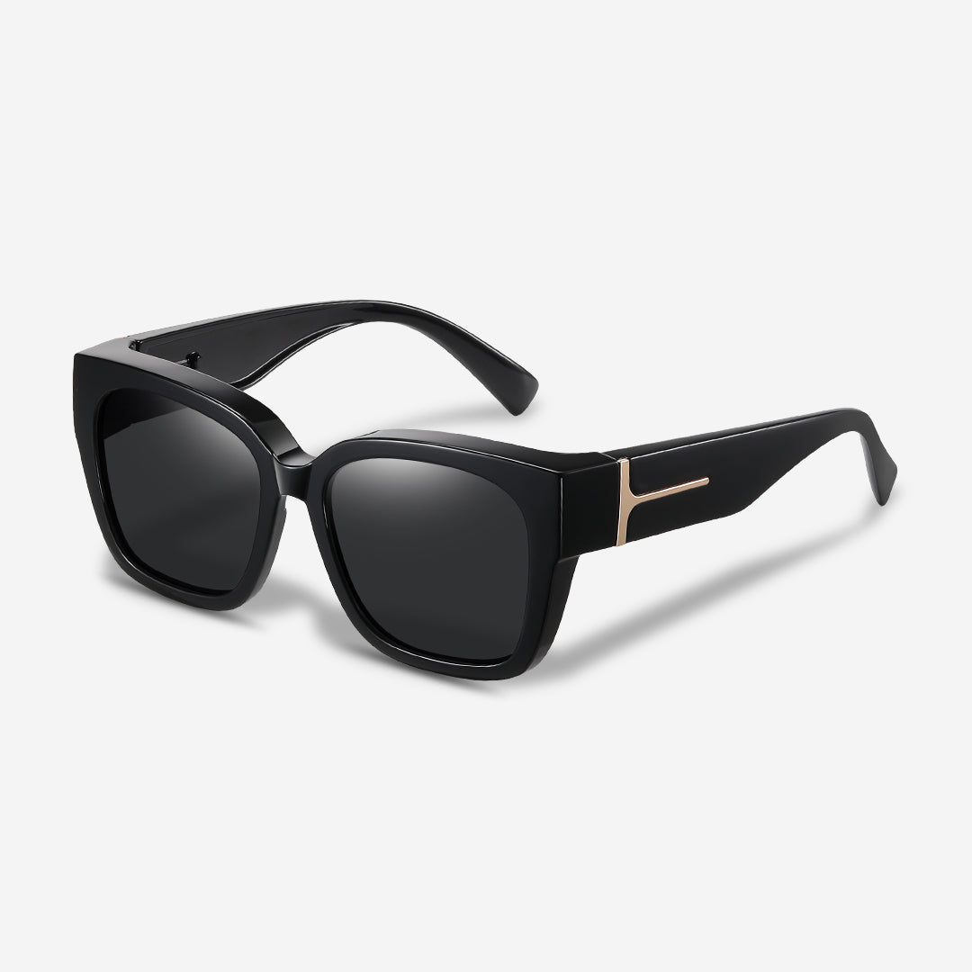 accessories : ClipShades | Stijlvolle Overzetzonnebrillen voor Brildragers in Gouden Glamour van Pantino