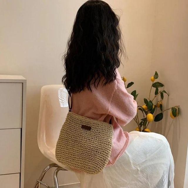 bags : Eloise - Handgeweven schoudertas met leren band in Beige van Pantino