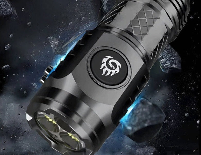 outdoor equipment : NightBlaze Zaklamp™ | 1+1 Gratis in van Pantino