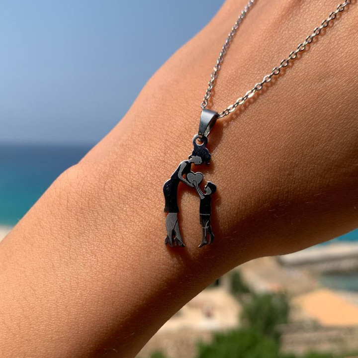 accessories : ForeverTie | Een symbool van liefde voor het leven in Moeder en zoon van Pantino