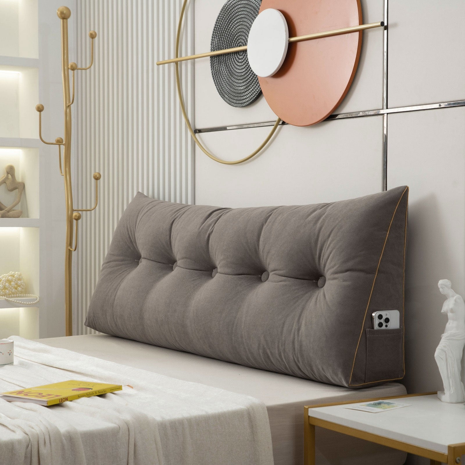 Luxe Chic™ – Ergonomisch Wigkussen voor Ultiem Comfort- €25 : Luxe Chic™ – Ergonomisch Wigkussen voor Ultiem Comfort in Houtskool van Pantinoshop