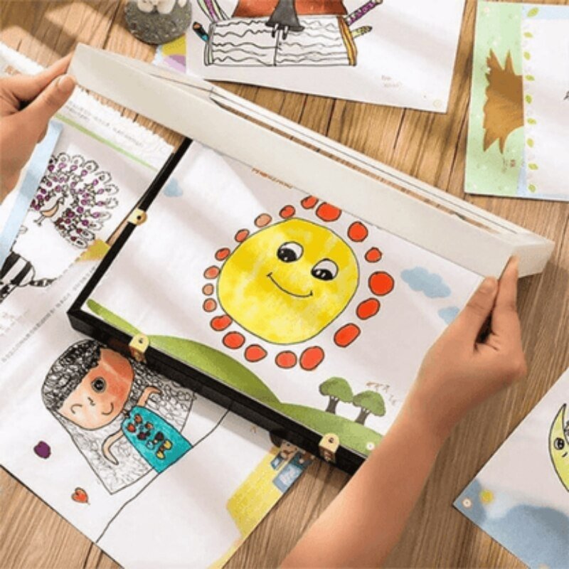 home & garden : Kids Art Frame | Bewaar alle kunstwerken van uw kinderen! in van Pantino