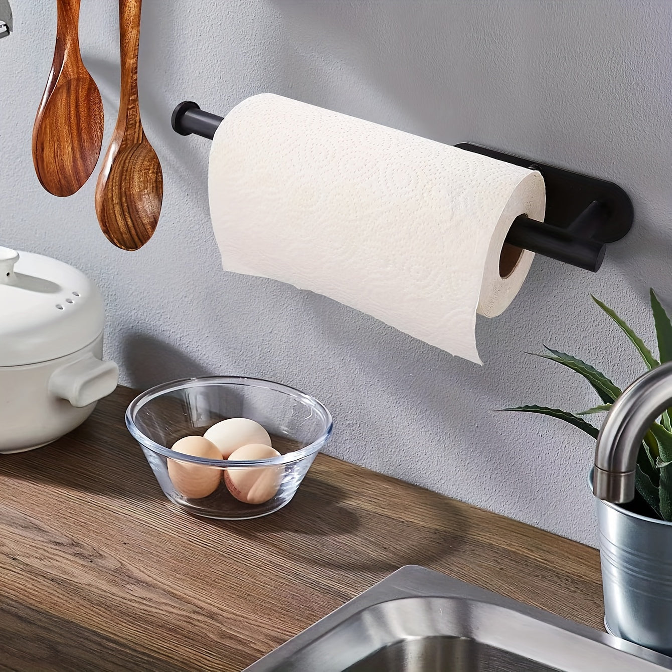 home & garden : Luuk | Muur Gemonteerde keukenrolhouder in van Pantino