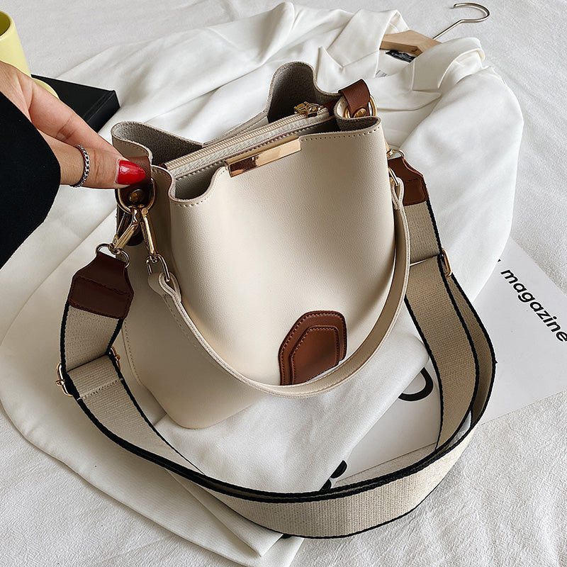 bags : Sonia Premium schoudertas in Wit van Pantino