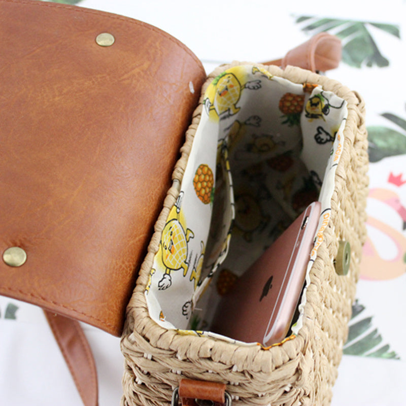 bags : Veala | Antieke geweven tas van stro in van Pantino