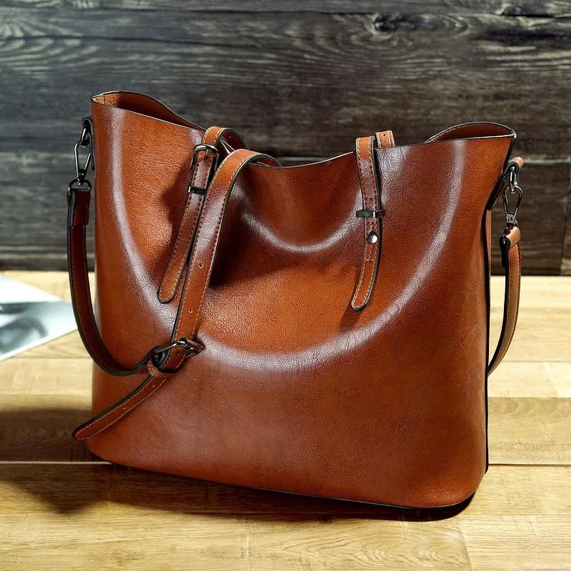 bags : Iris - Casual Retro Schoudertas in Bruin van Pantino