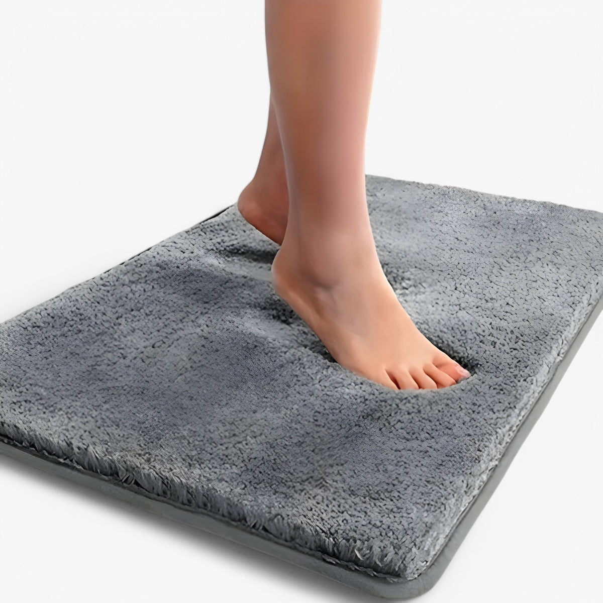home & garden : Lonneke | Zachte verdikte badmat | Absorberend & antislip in Grijs van Pantino