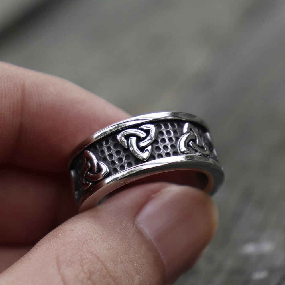 accessories : Knot Ring in van Pantino