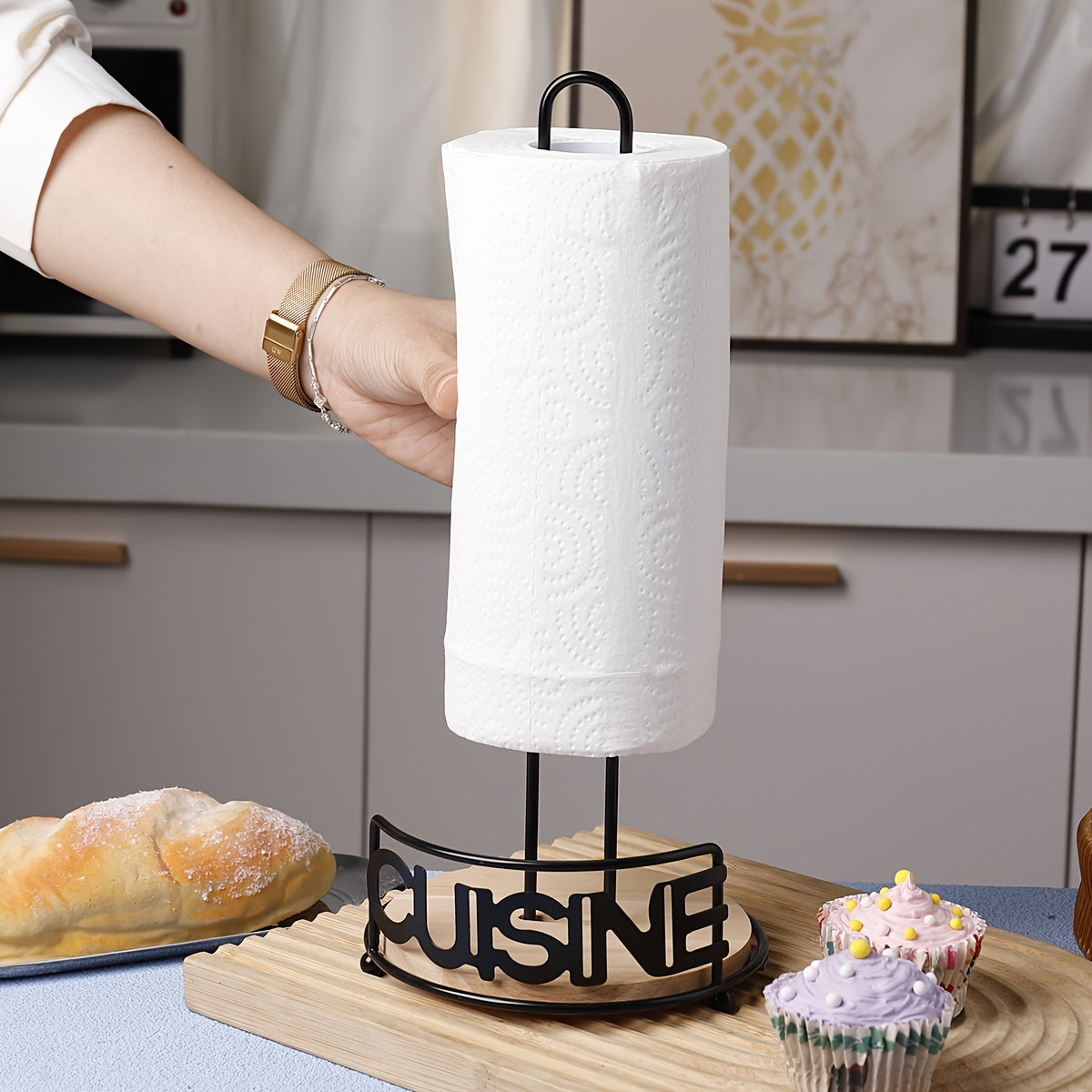 home & garden : Levi | Papieren keukenrolhouder Cuisine in van Pantino