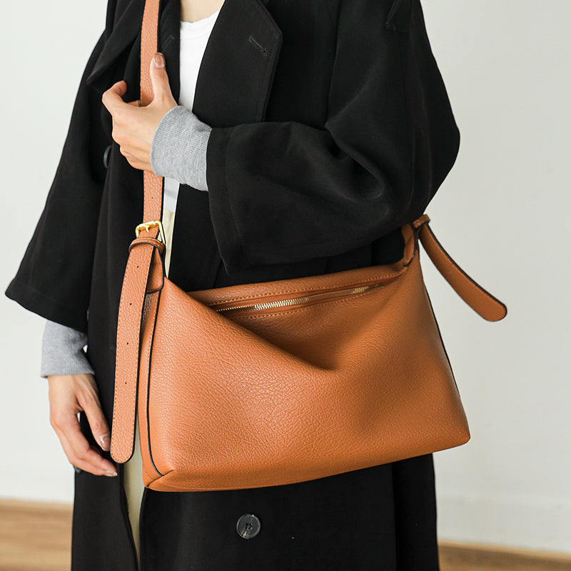 bags : AMBER CROSSBODY TAS in Licht bruin 32x12x21 cm van Pantino