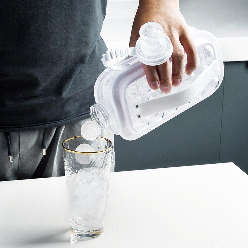 outdoor equipment : IceGrid - 2-in-1 ijsblokjesmaker fles in van Pantino