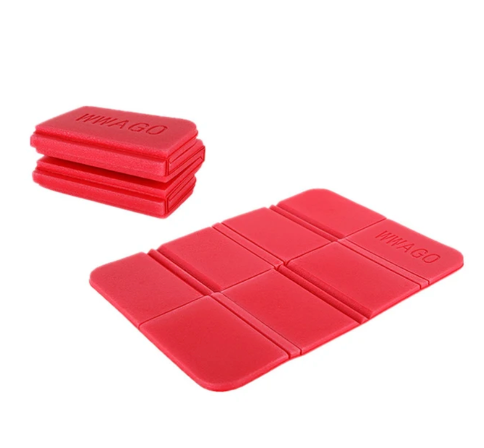 outdoor equipment : Folde - Opvouwbare Anti-Vocht Mat voor Outdoor, Draagbare Isolatie Mat met XPE Schuim in Rood van Pantino