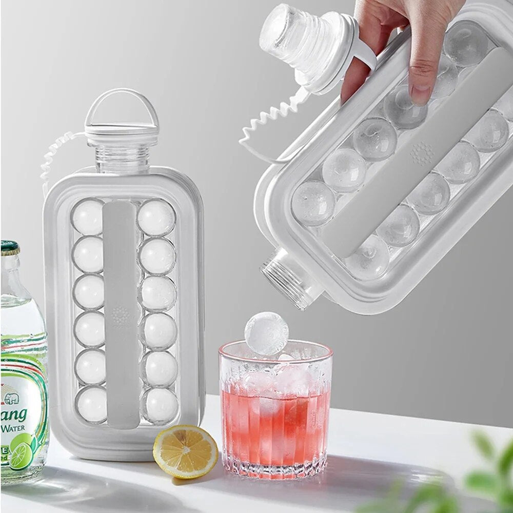 home & garden : Kerill - Ijsblokjesmaker in Grijs van Pantino