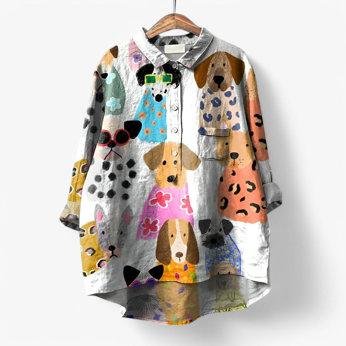 (Pinterest) Shirts : Jane | Dames Hemd met Grafische Print en Comfortabele Pasvorm in Hond Kleur van Pantino