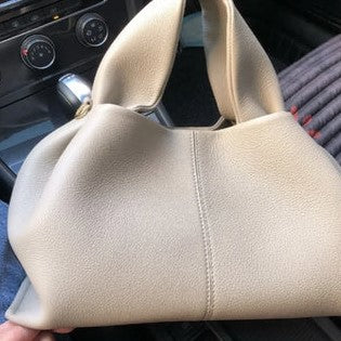 bags : Valencia - Schoudertas van generfd materiaal met afneembare riem in van Pantino