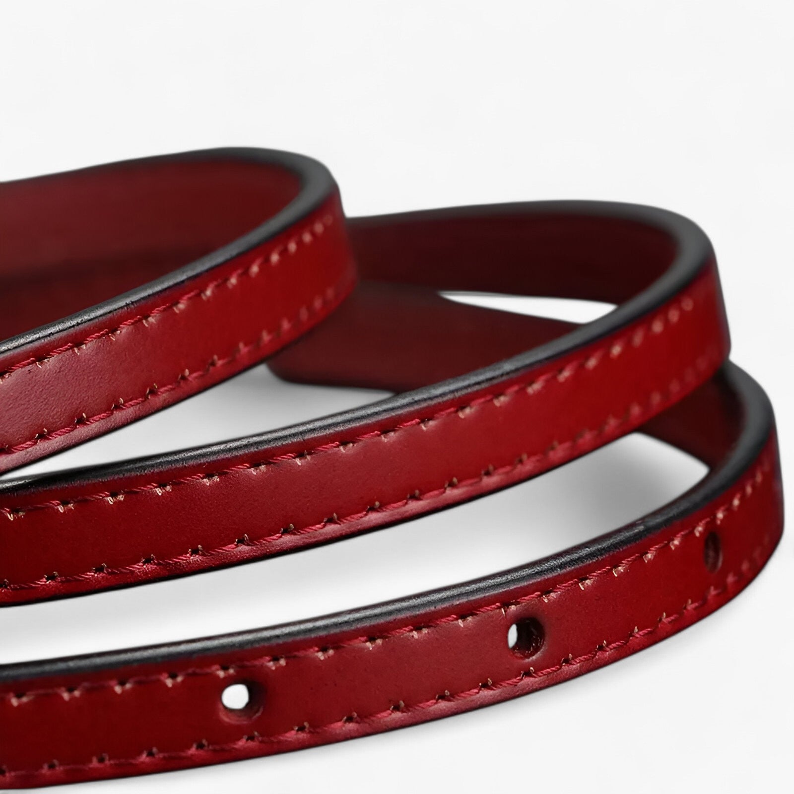 Helen | Damestrik - Echte leren in dun ontwerp voor een moeiteloze stijl- €25 : Helen | Damestrik - Echte leren in dun ontwerp voor een moeiteloze stijl in van Pantino