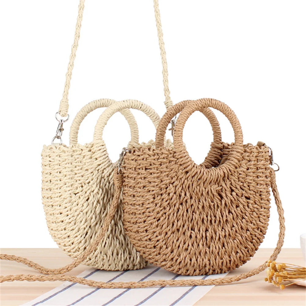bags : LINA - Handgeweven Stro Crossbody Tas met Half Rond Ontwerp voor Vrouwen in van Pantino