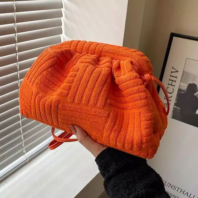 bags : Sasha Towel Tas - Oranje in Oranje van Pantino