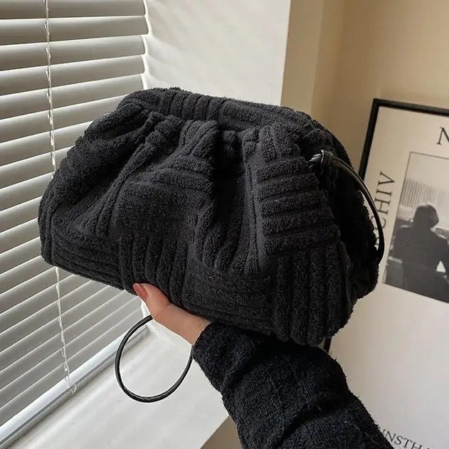 bags : Sasha Towel Tas - Zwart in Zwart van Pantino