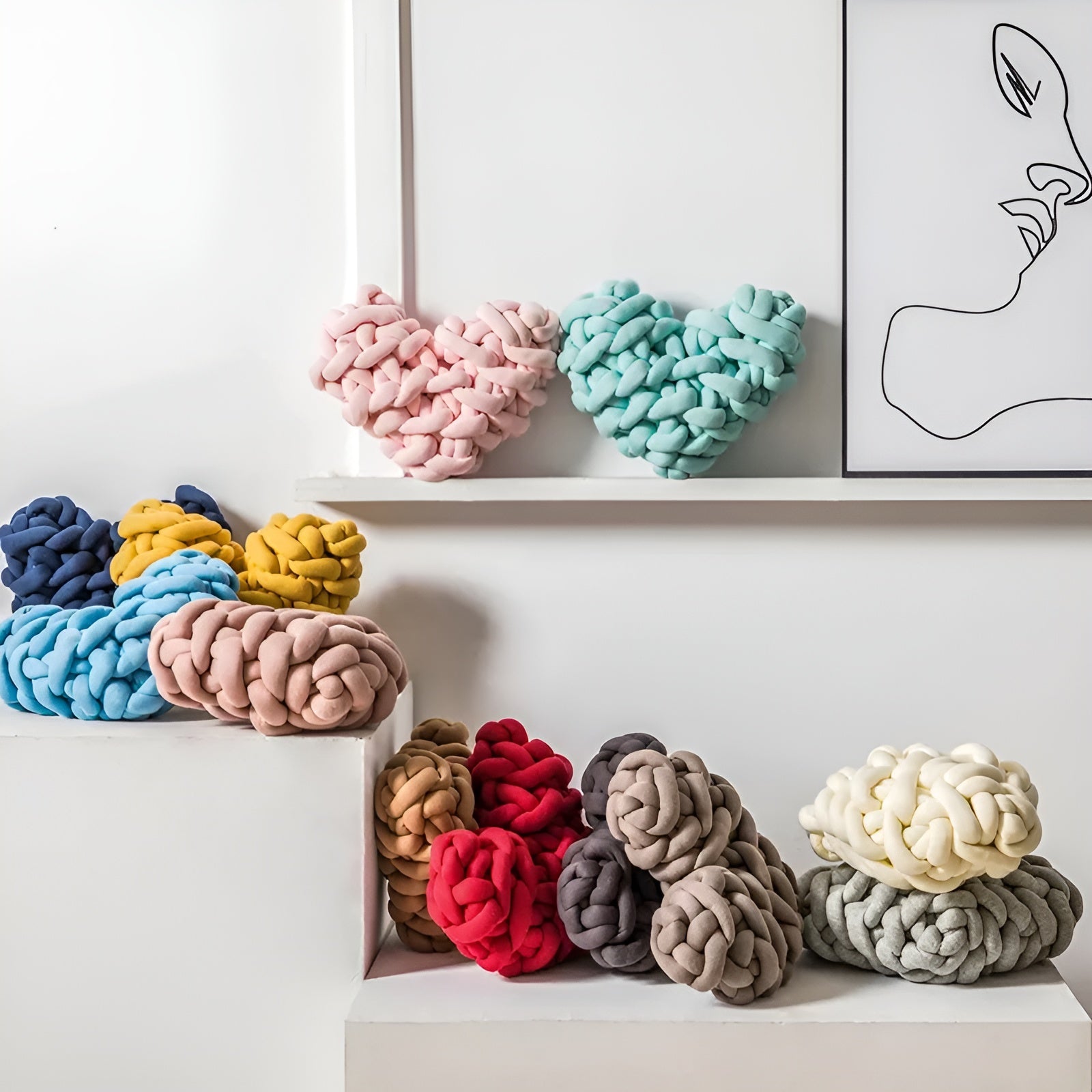 home & garden : Grof Gebreid Hartkussen voor een Gezellig Thuis - Heartpillow in van Pantino
