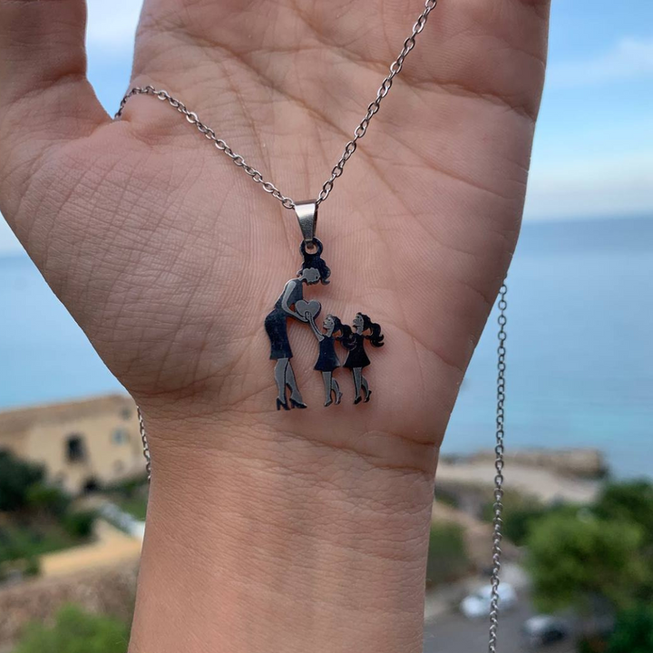 accessories : ForeverTie | Een symbool van liefde voor het leven in Moeder en 2 Dochters van Pantino