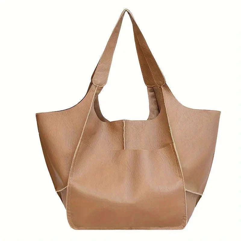 bags : Marianne Schoudertas | Groot zacht PU leer Tote Bag in Licht Khaki van Pantino