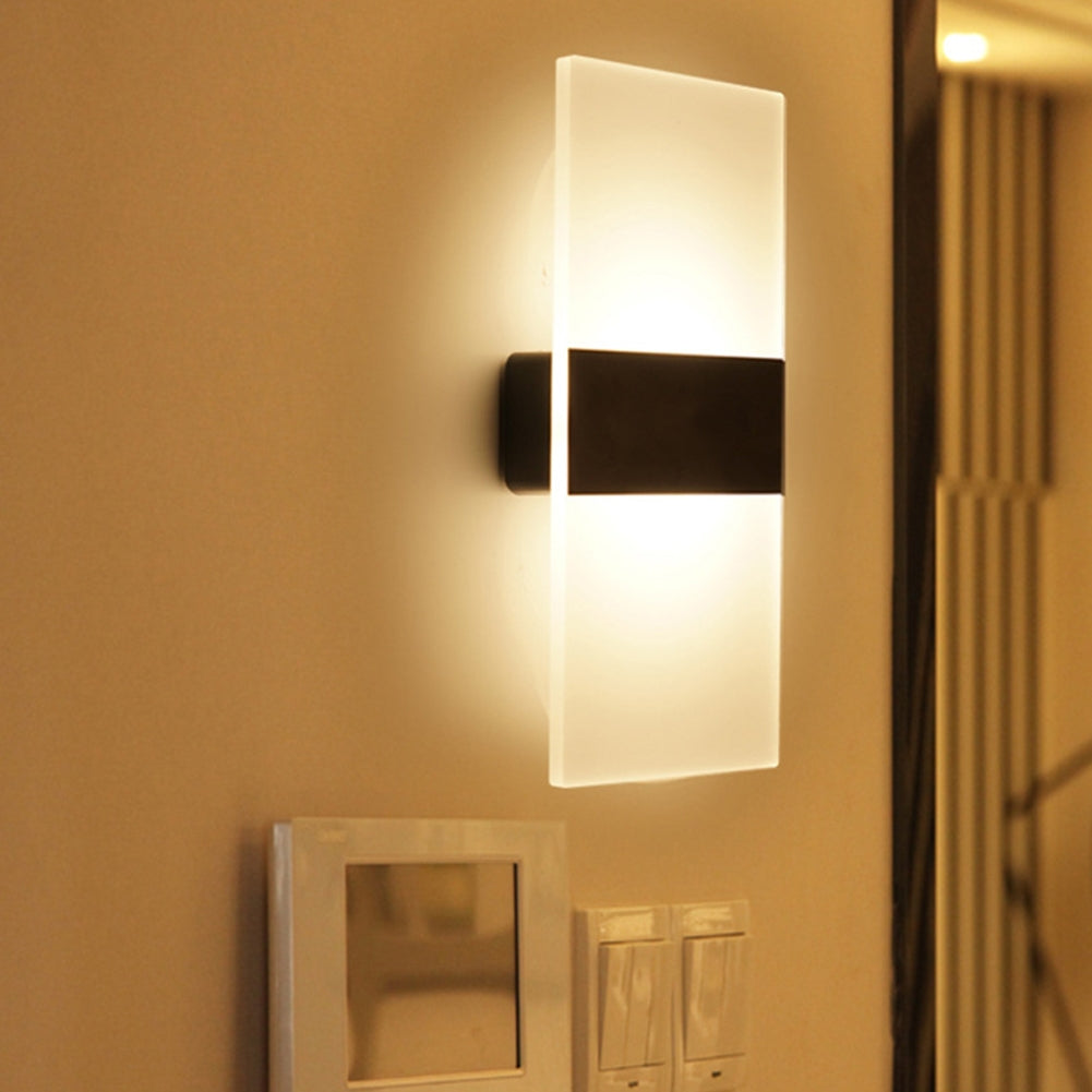 Verlichting : Lumos | Moderne Bewegingslamp voor Elk Interieur in van Pantino
