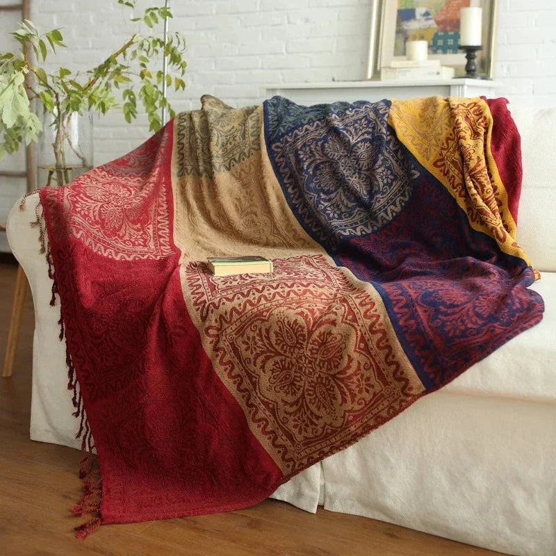 home & garden : Sully | Cosy kwastjesdeken in Veelkleurig van Pantino