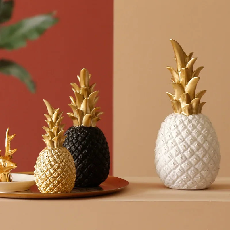home & garden : LumiPine - Gouden Ananas Woondecoratie in van Pantino