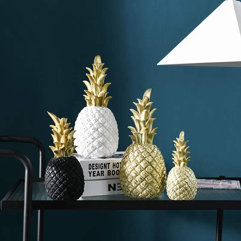 home & garden : LumiPine - Gouden Ananas Woondecoratie in van Pantino