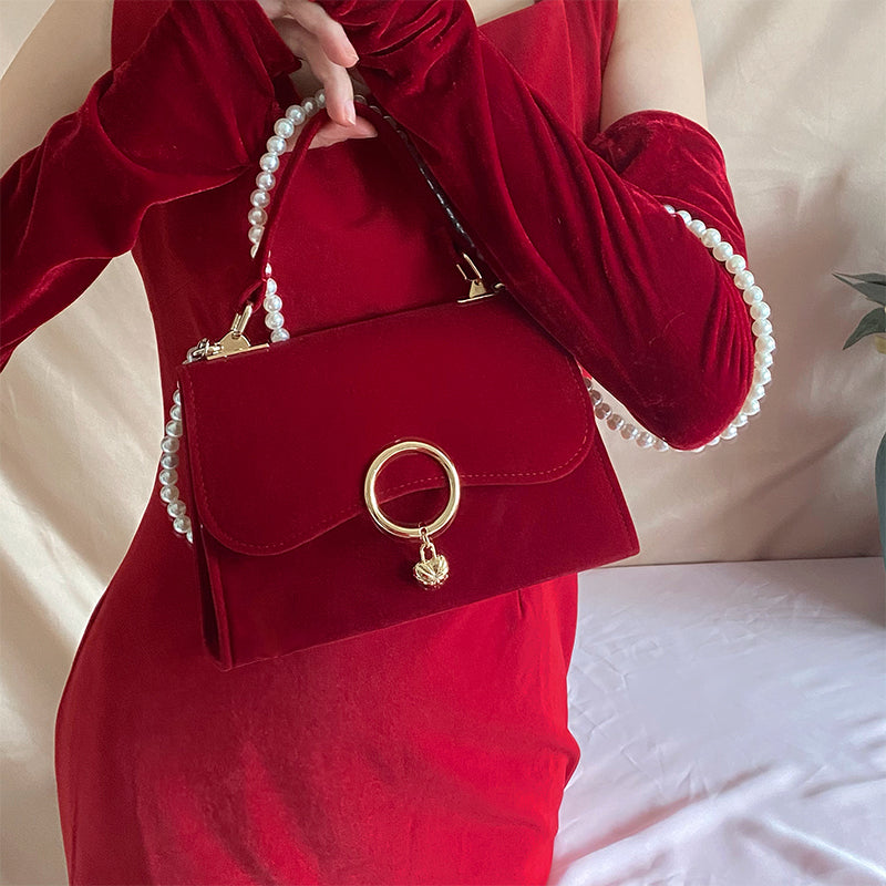 bags : Valeria - fluwelen schoudertas met ringsluiting in Rot van Pantino