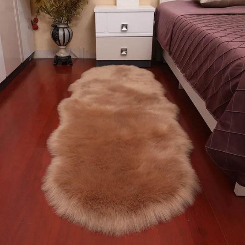 home & garden : Plushrug | Pluche Zachte Schapenvacht Tapijt | Luxe Comfort | Ultiem Knus Gevoel in Bruin van Pantino