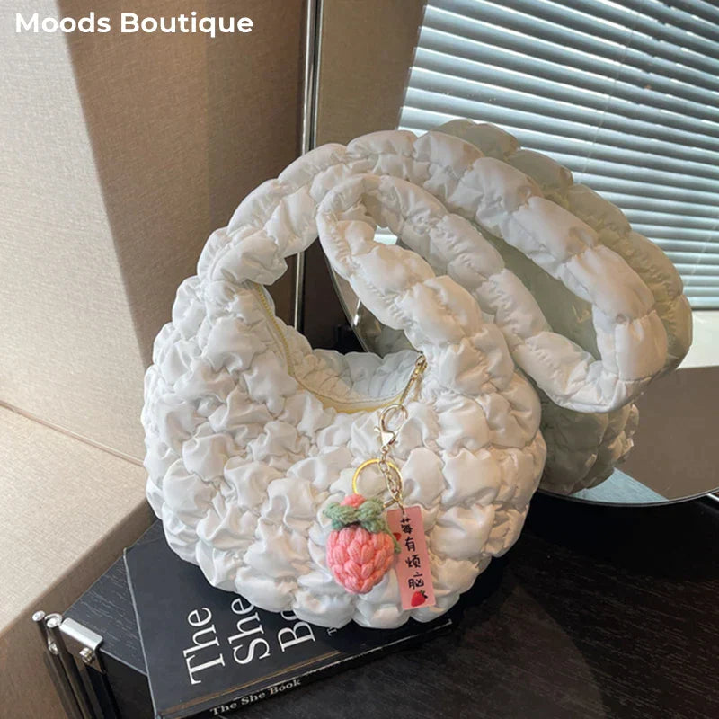 bags : Veala | Cloud Quilt geplooide schoudertas in van Pantino