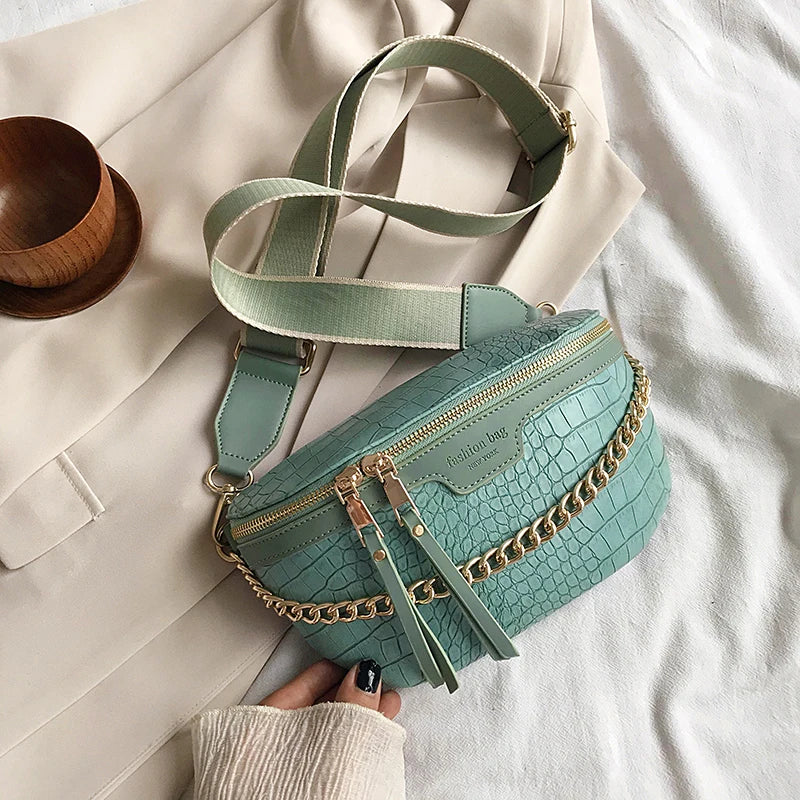 bags : Imani - Stijlvolle Crossbody Tas met Kettingontwerp in Groen van Pantino