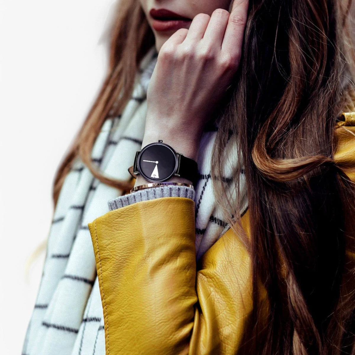 watches : Alana Dameur med rotation - opvallend ontwerp, strakke elegantie in van Pantino