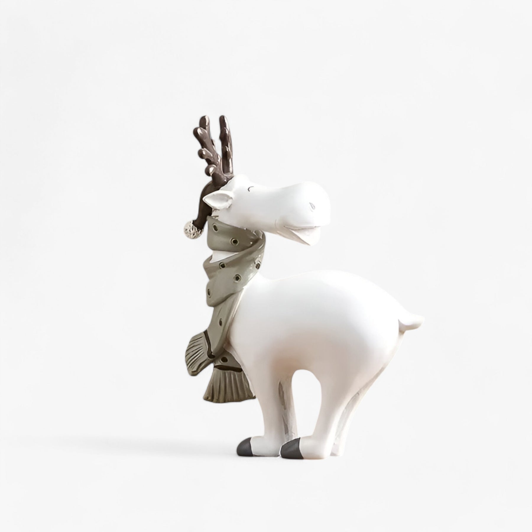 home & garden : Noor | Elegante Witte Hert Decoratie in hoogte 20cm van Pantino