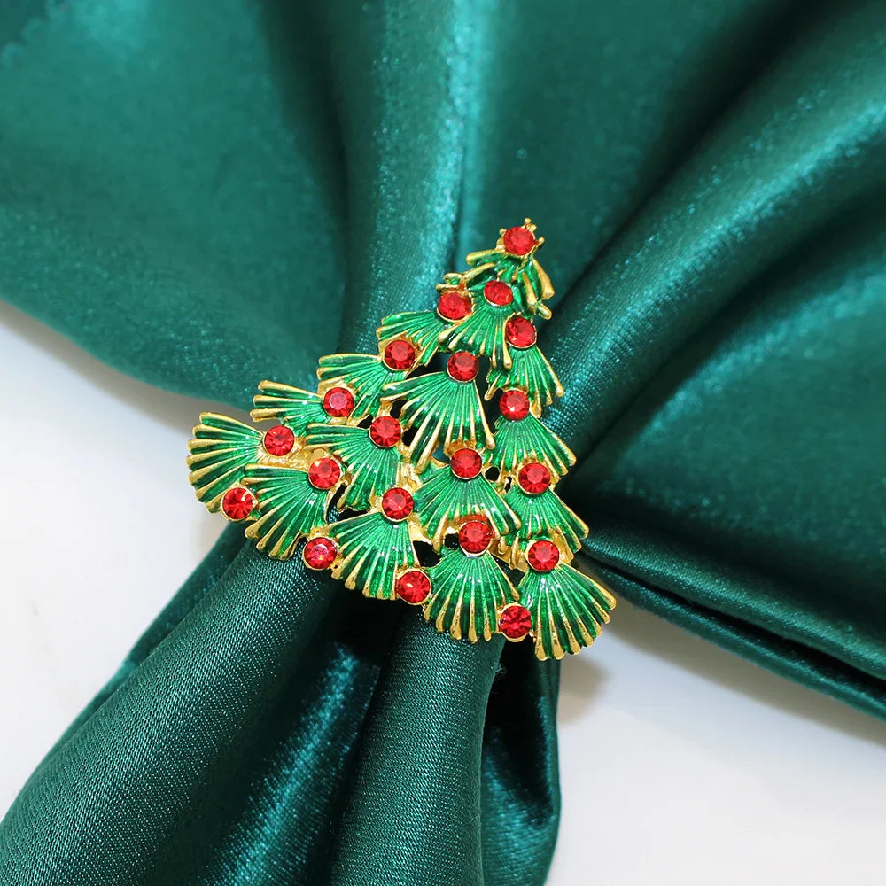 home & garden : Vakantie Elegantie | 6 Kerstservettenringen met Dennenappels - Perfect in van Pantinoshop