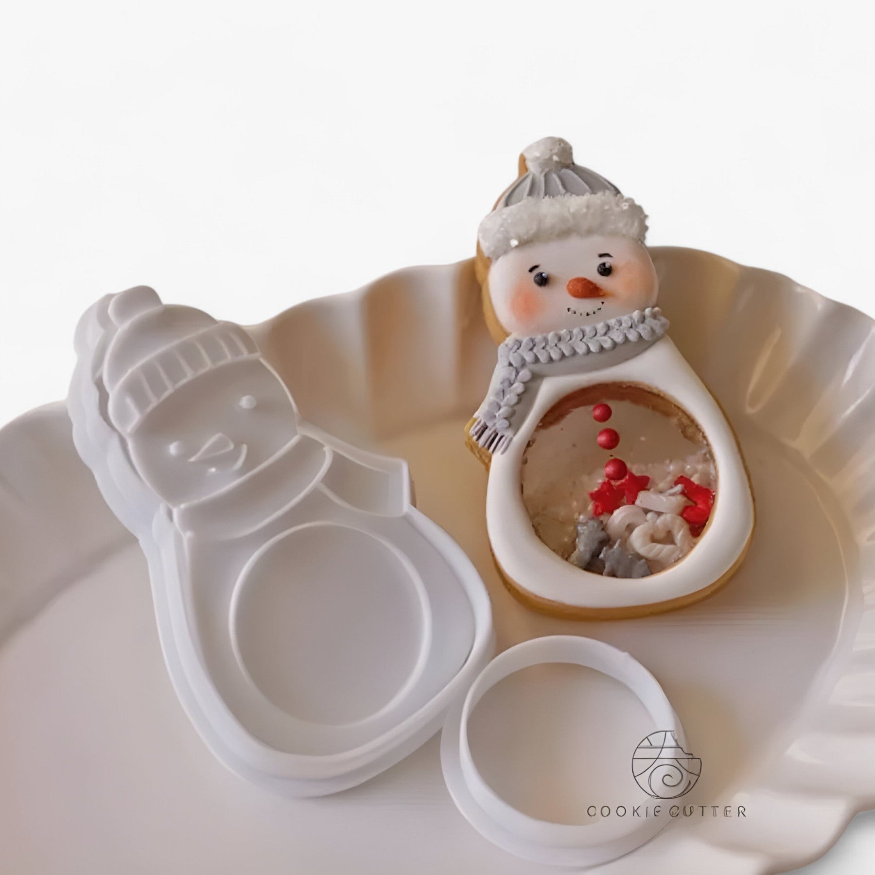 home & garden : Billy | kerstkoekjesvormers en stempels - Gemakkelijk en creatief feestelijk bakken in Sneeuwpop van Pantino