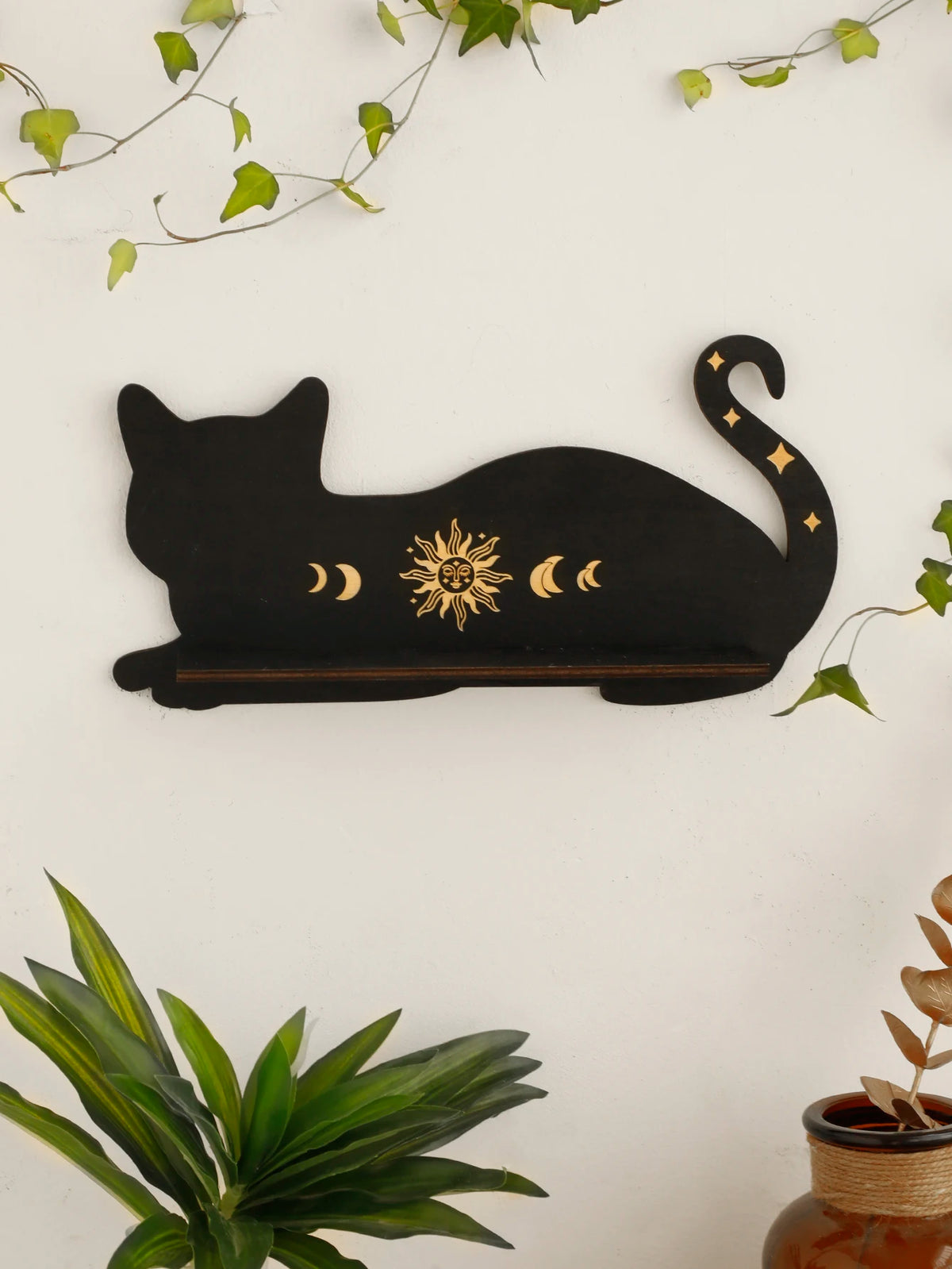 home & garden : Nyx | Zwarte Kat Maanfase Wandplank in houten plank MS7105 van Pantinoshop