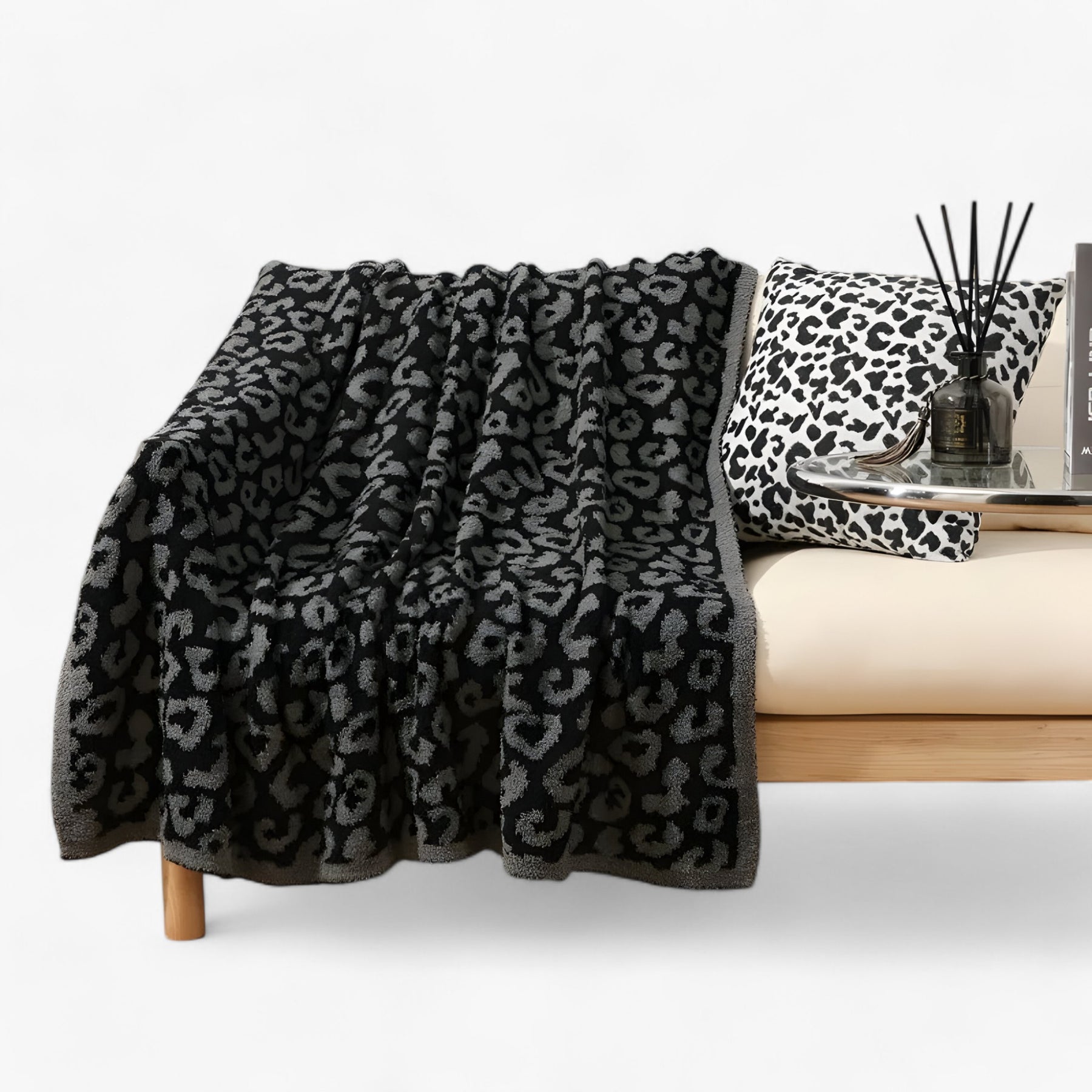 home & garden : Luna | Luipaardprint Deken - Super Zacht en Stijlvol Comfort in van Pantinoshop