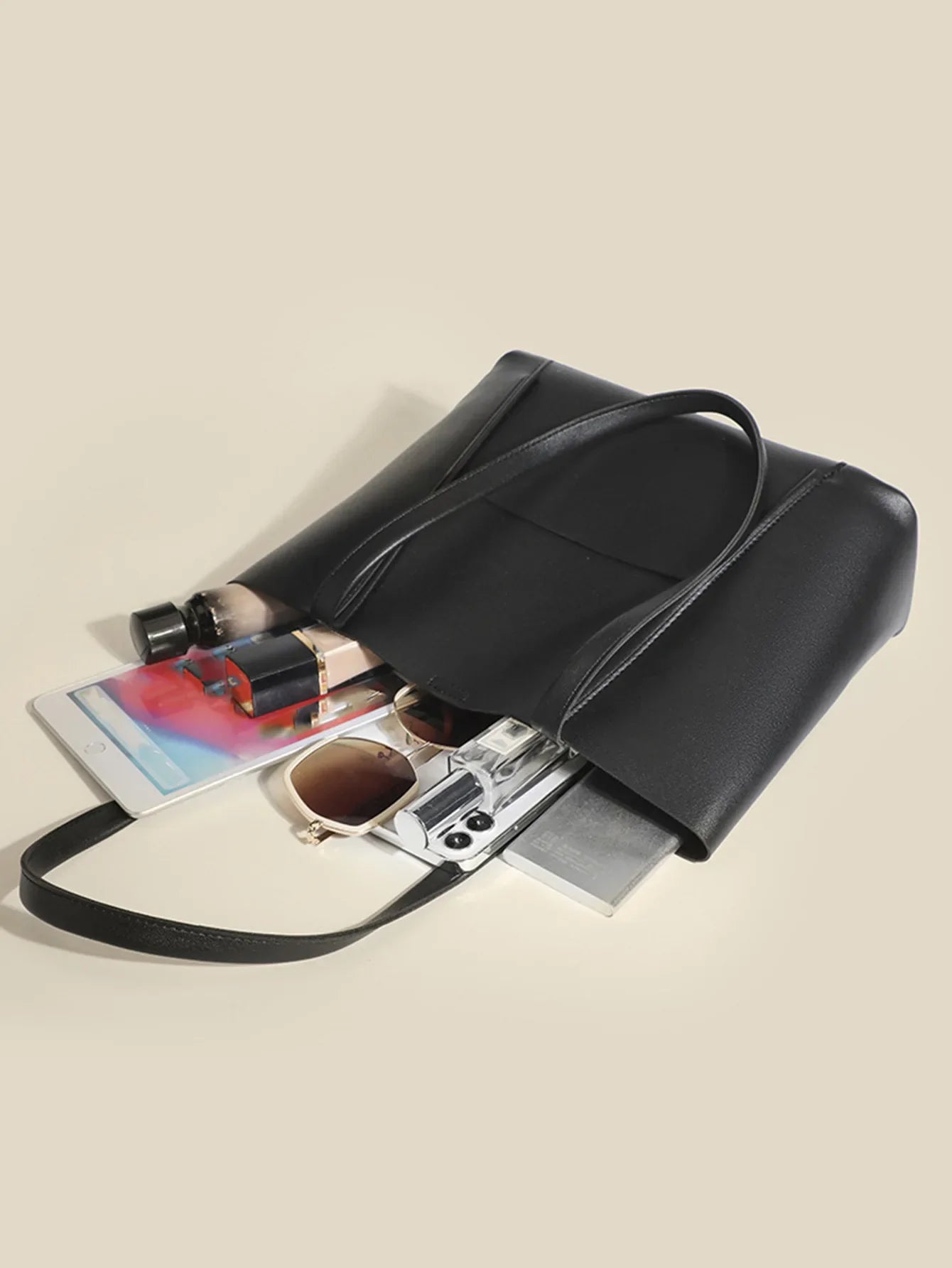 : Stella Top-Handle Bag in van Pantino