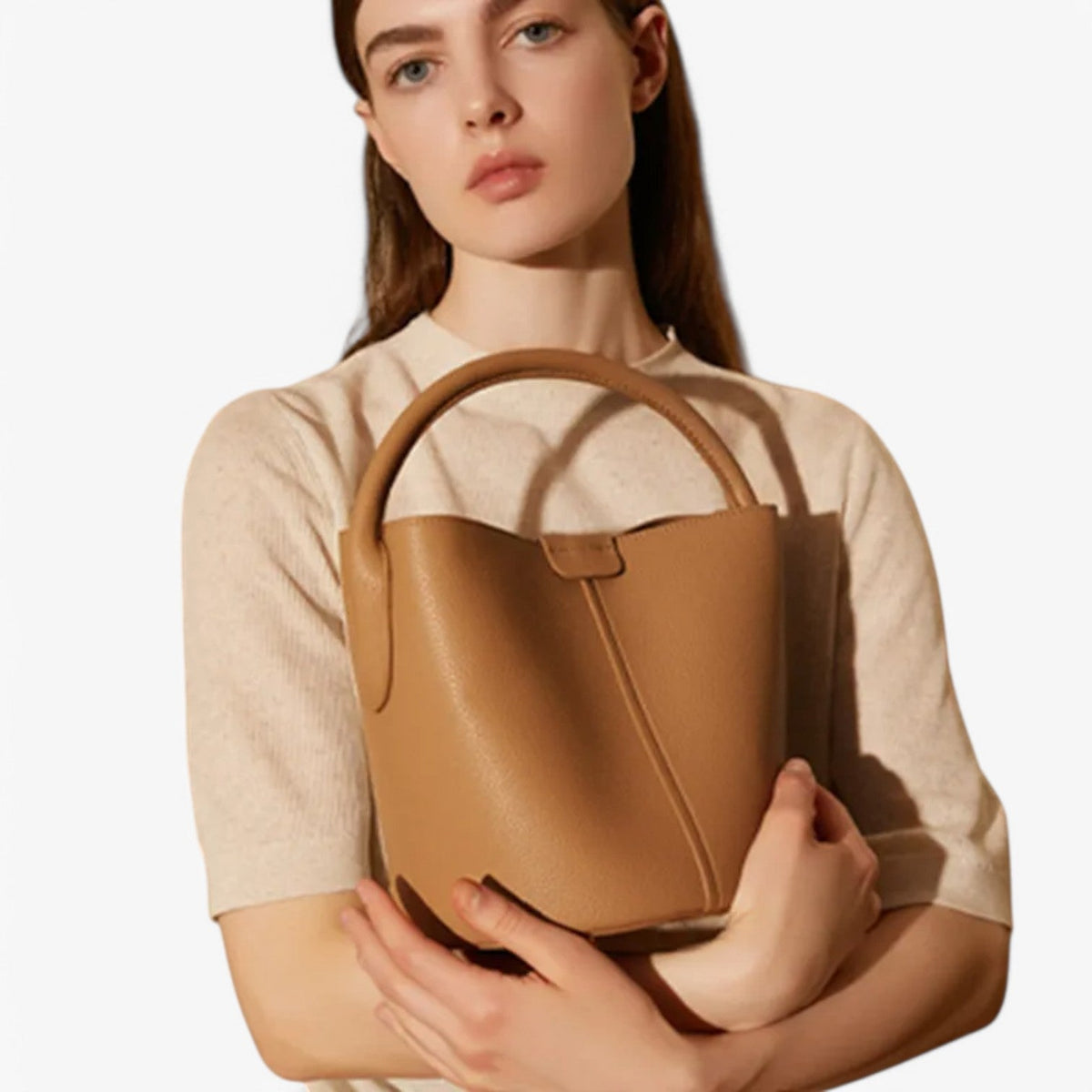 bags : Ella | Compacte en stijlvolle leren schoudertas in van Pantino