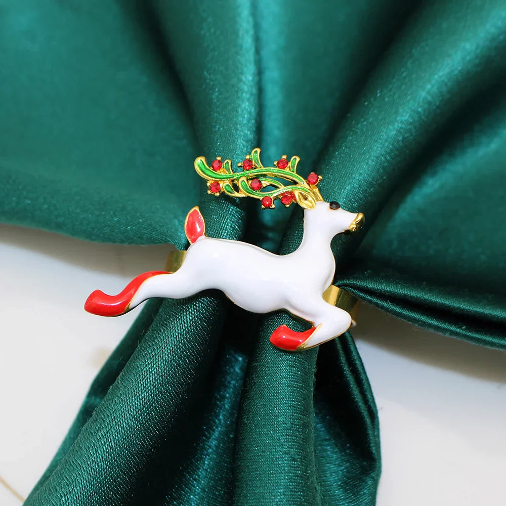 home & garden : Vakantie Elegantie | 6 Kerstservettenringen met Dennenappels - Perfect in A van Pantinoshop